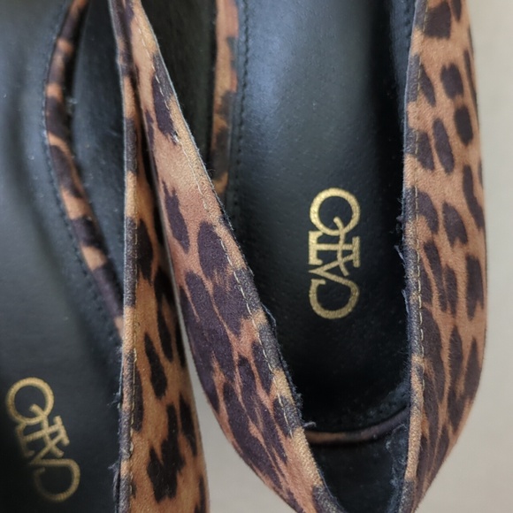 Cato Animal Print Pointed Toe Kitten Heels Black Brown Leopard 9M EUC - Picture 8 of 11